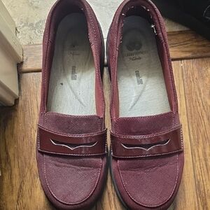 Cloudsteppers by Clarks Burgundy Flats